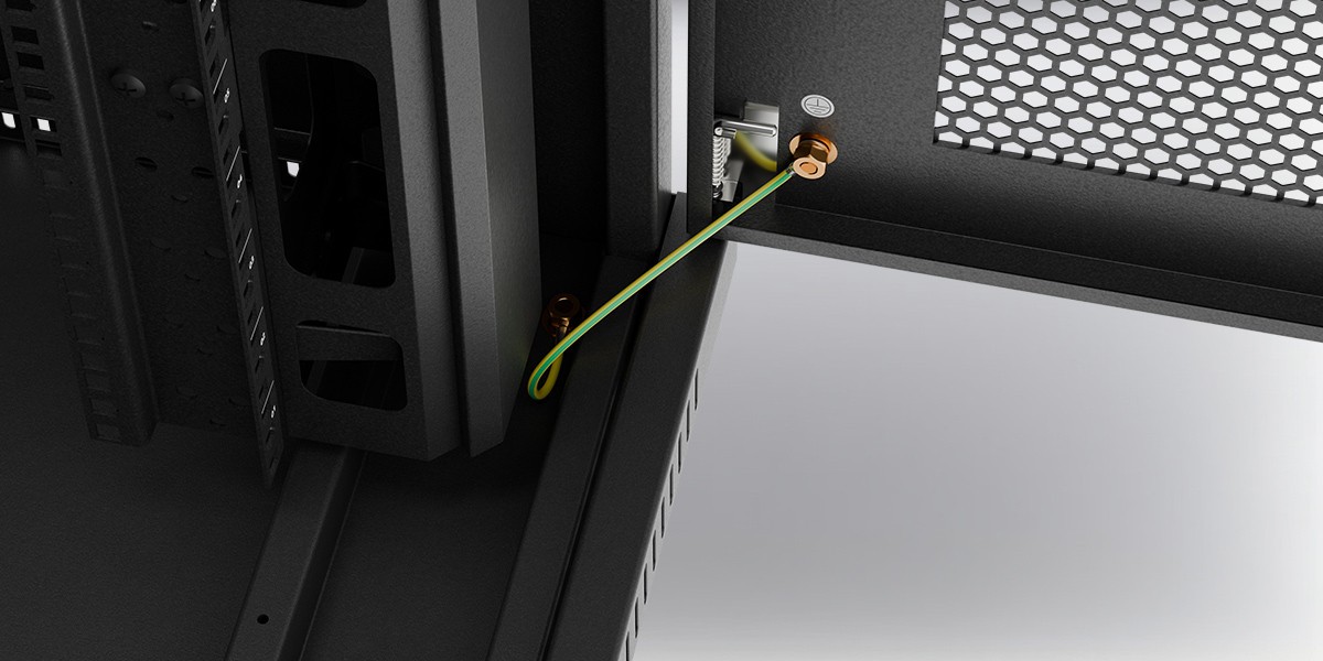 Open standing rack form Lanberg with visible grounding wire